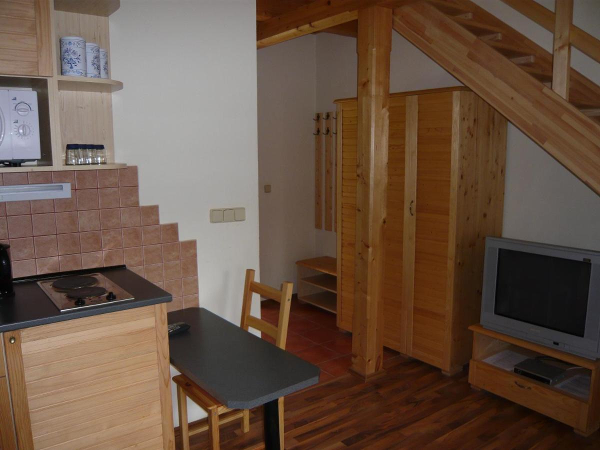 Penzion U Lisky Jarosov nad Nezarkou Quarto foto